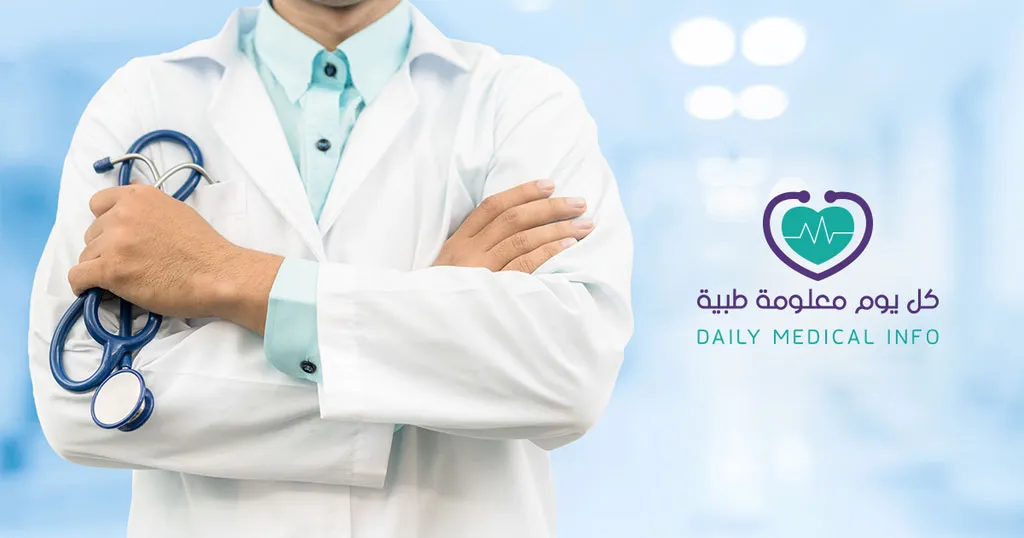 د. محمد عبد الكريم استشاري العيون وأستاذ جراحات العيون