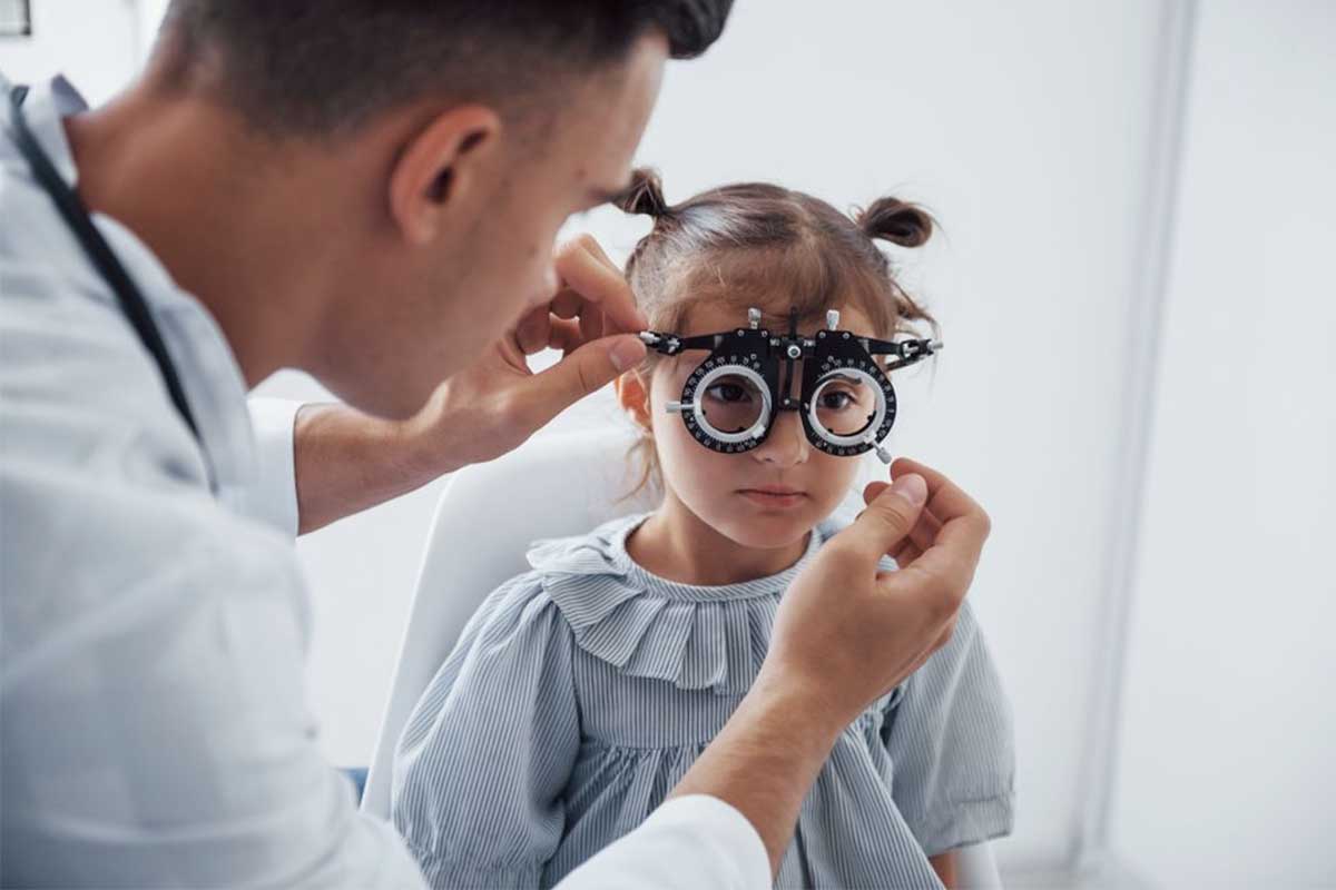 افضل دكتور عيون اطفال في المنصورة لعلاج مشاكل النظر وحول الأطفال